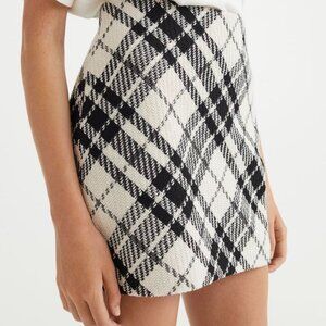 H&M Tweed White and Black Skirt size 4 US